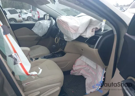 2020 Jeep Cherokee Latitude Fwd from USA, damaged, VIN 1C4PJLCB8LD525508